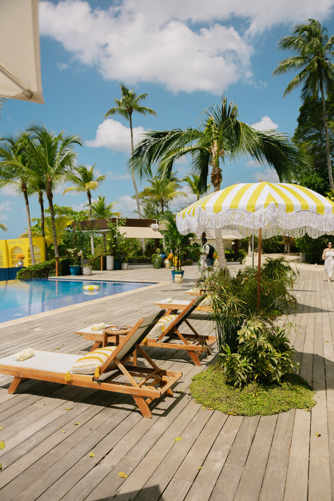 minitas beach club wedding