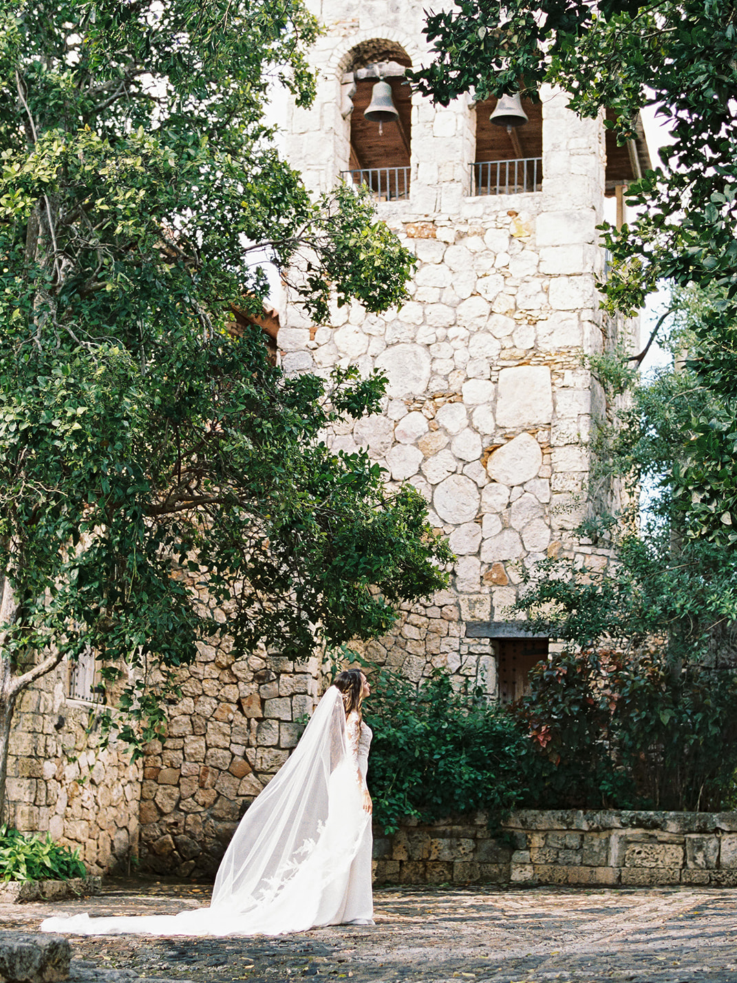 altos de chavon bride