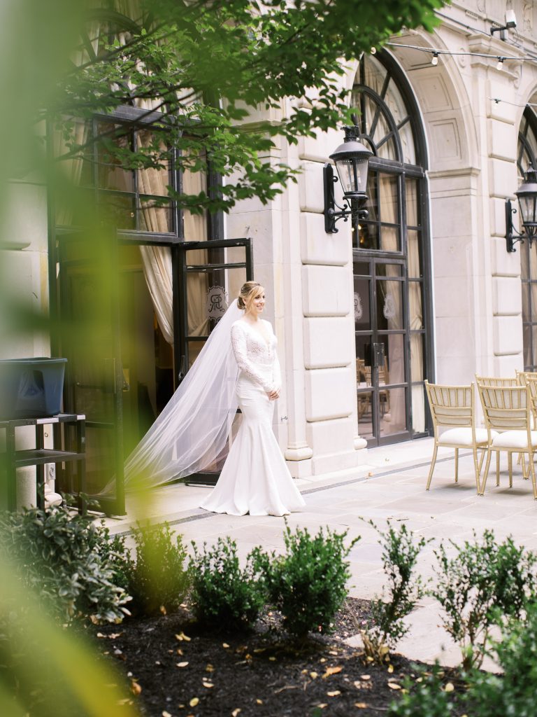 first look at the St. Regis DC