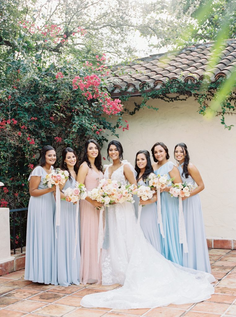 bridal photos at villa woodbine