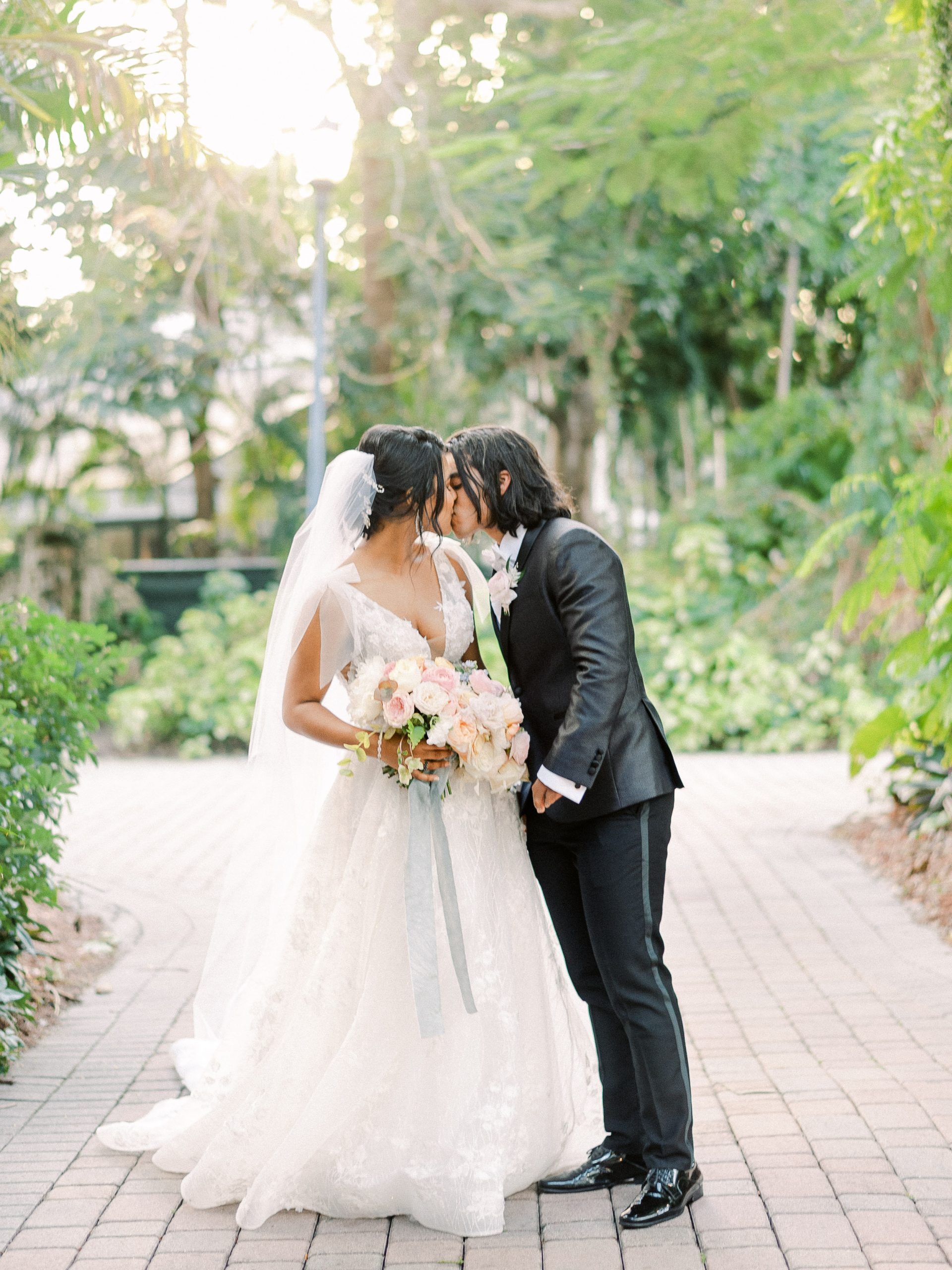 Villa Woodbine wedding by Claire Duran
