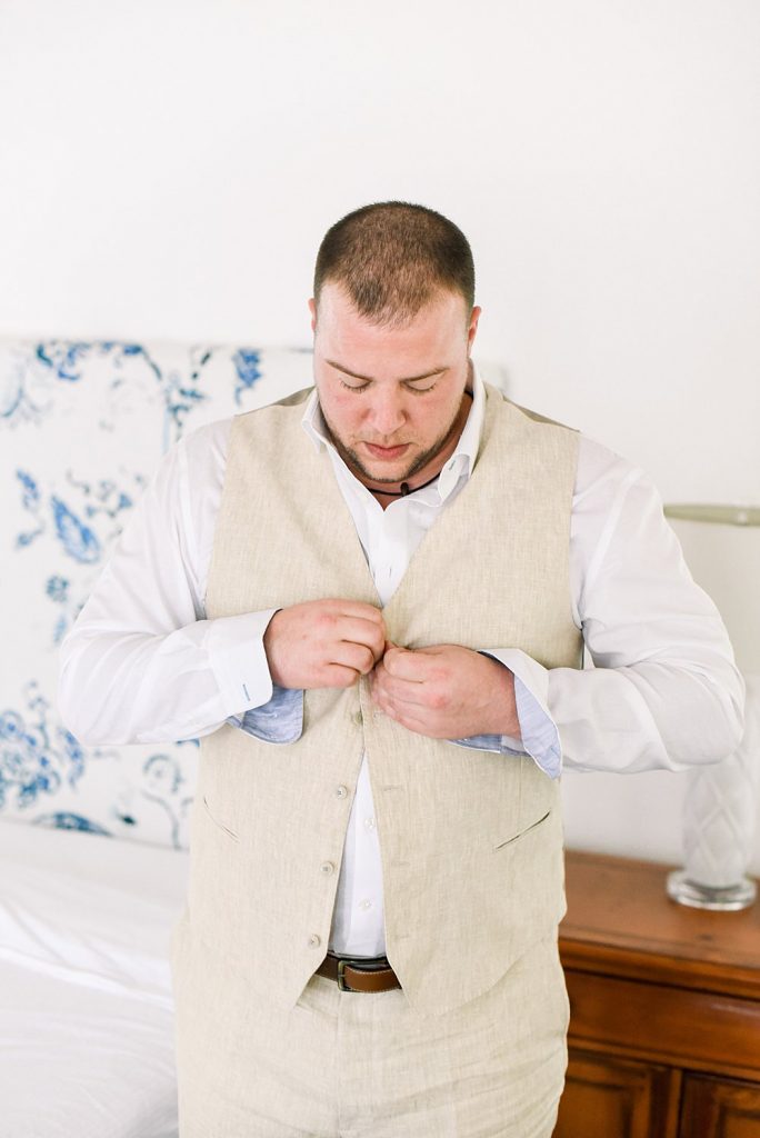 groom getting ready for casa de campo wedding
