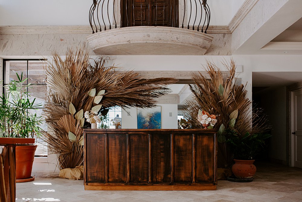 bar idea bohemian wedding