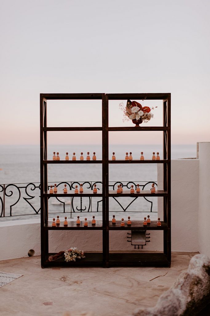 ideas for escort card beach wedding