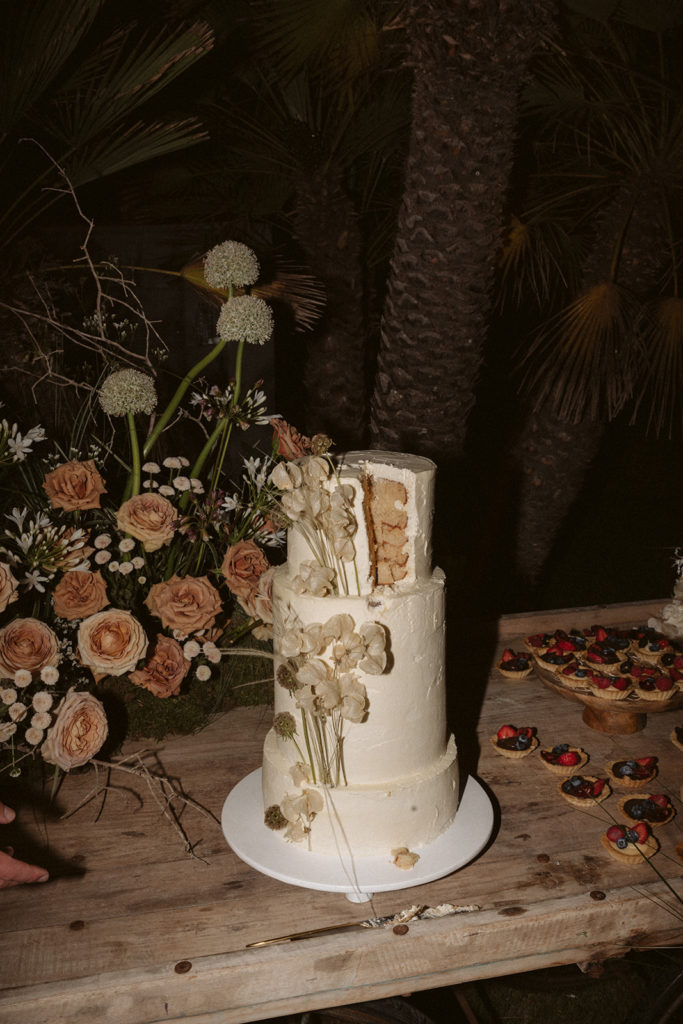 wedding cake