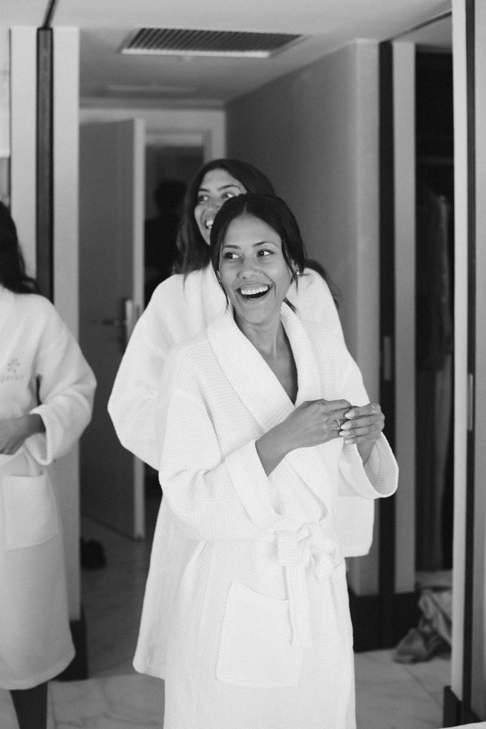 getting ready wedding in spain