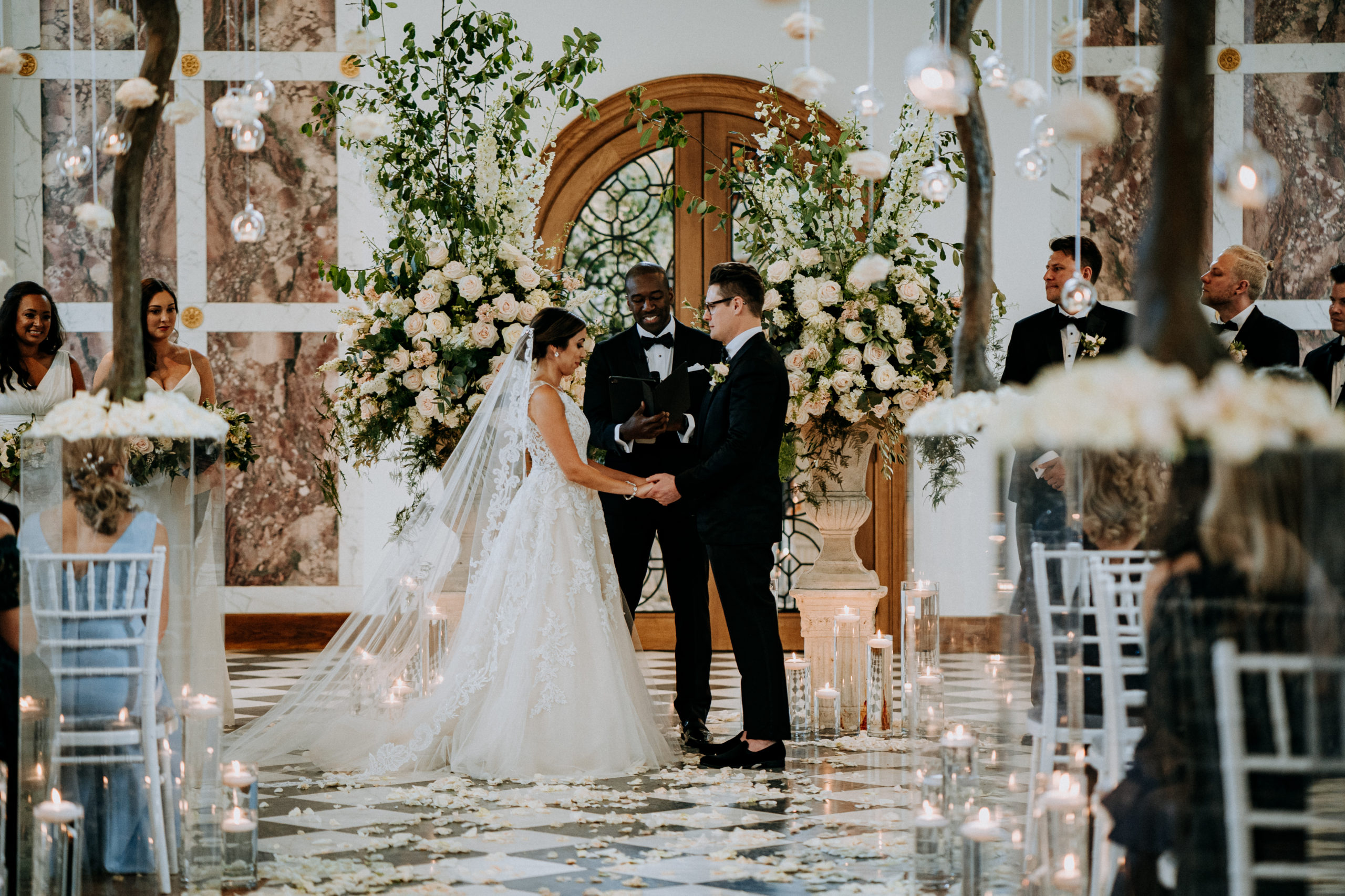 Destination wedding in the english countryside