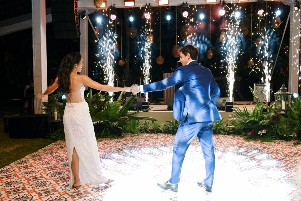 first dance in beach wedding