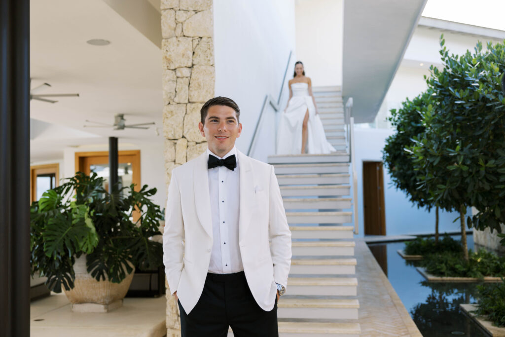 groom and bride's first look before wedding