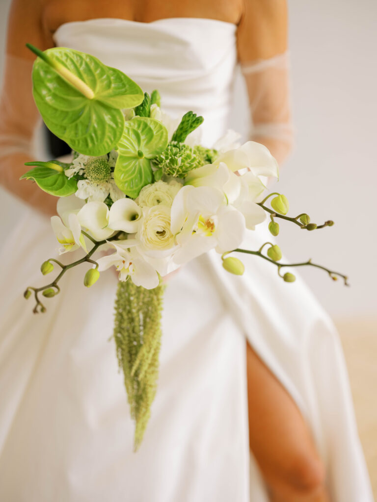 bride orchid flower bouquet