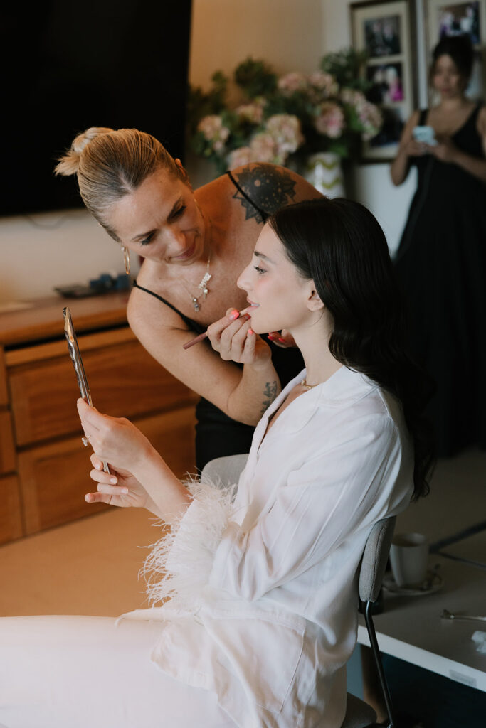 bride getting ready makeup casa de campo