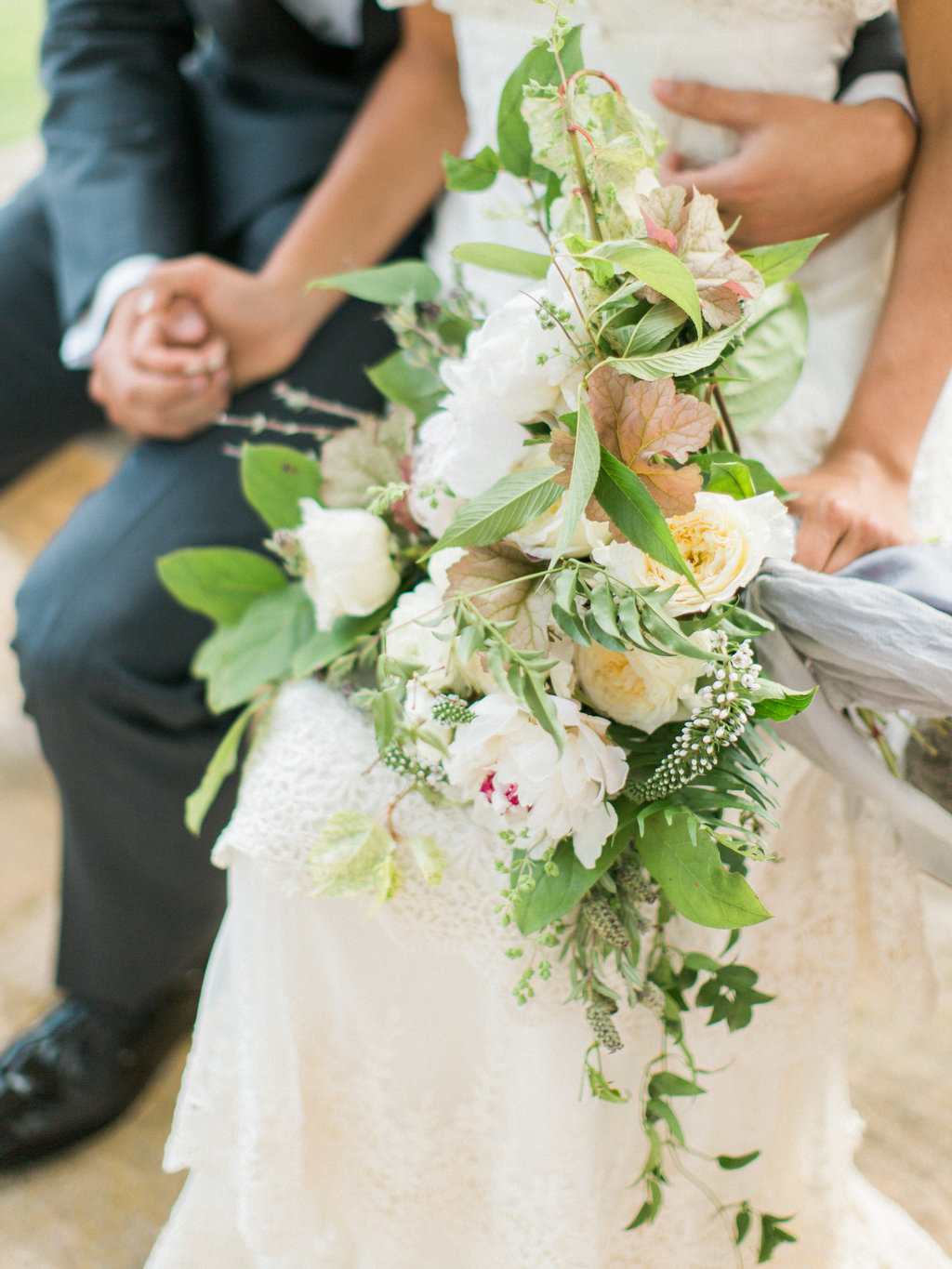 organic neutral wedding bouquet